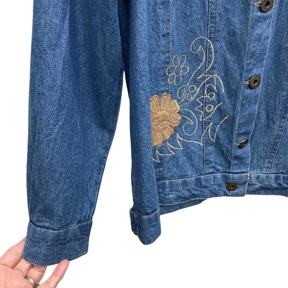 Denim Jacket With Appliqué and Embroidery Women’s Size Large - Picture 6 of 13